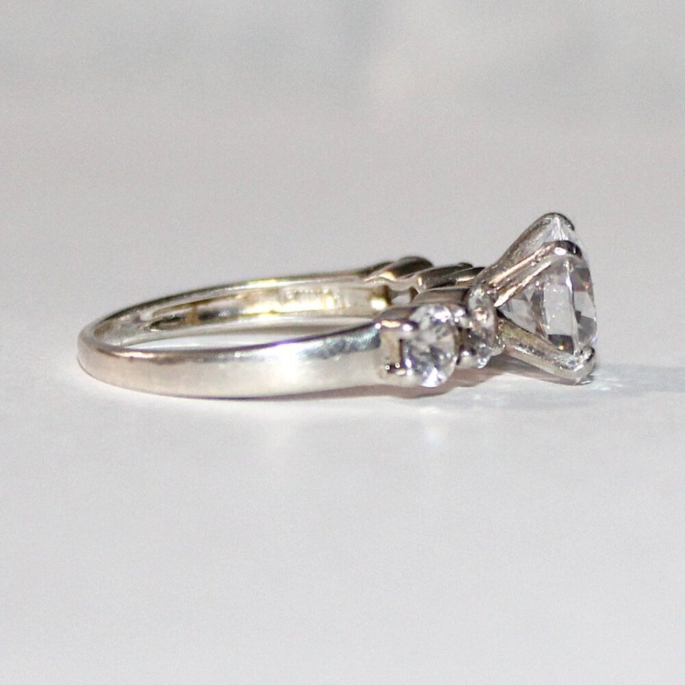 Sterling Silver Cubic Zirconia Ring Size 6 - Picture 4 of 7